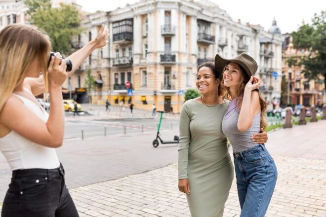 Annecy: Capture the Most Photogenic Spots With a Local - Insider Tips for Photographers
