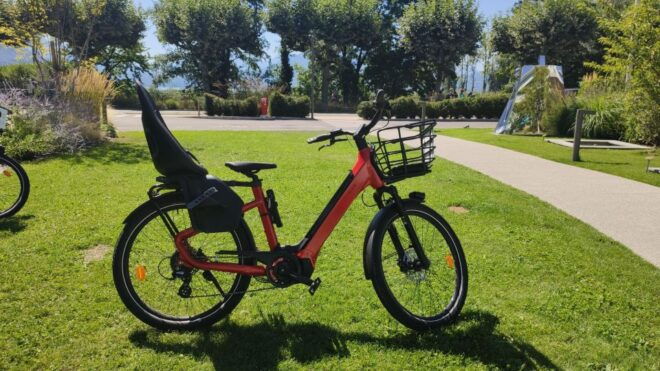 Annecy-le-Vieux, France: Electric and Muscle Bike Rentals - Inclusions
