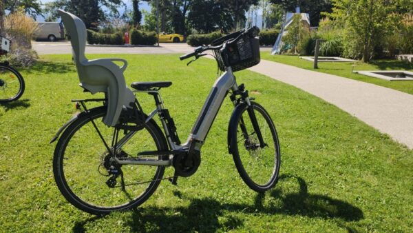 Annecy-le-Vieux, France: Electric and Muscle Bike Rentals - Reservation Process