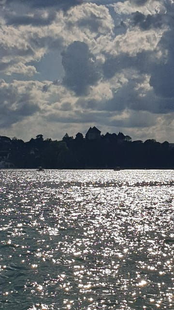 Annecy: Private Guided Tour With a Native Resident - Itinerary Highlights