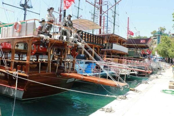 Antalya City Tour With Lunch, Boat Trip & Old Town - Booking Your Tour