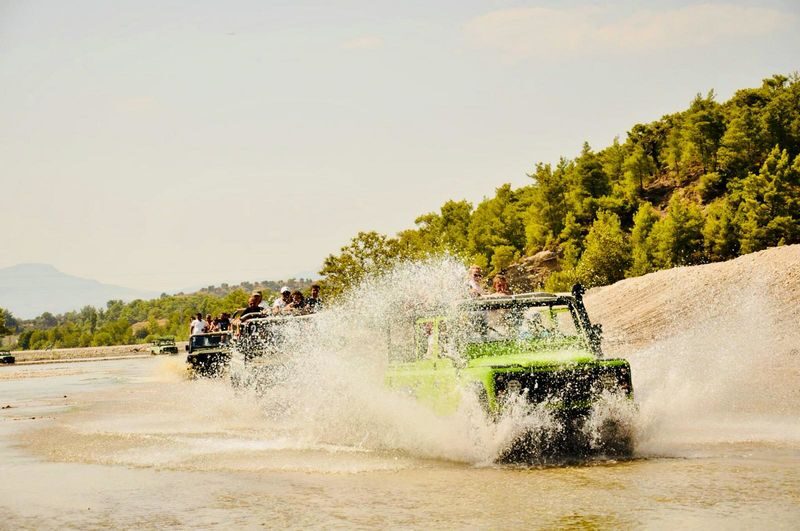 Antalya Gebiz Full-Day Jeep Safari Adventure - The road is part of the attraction