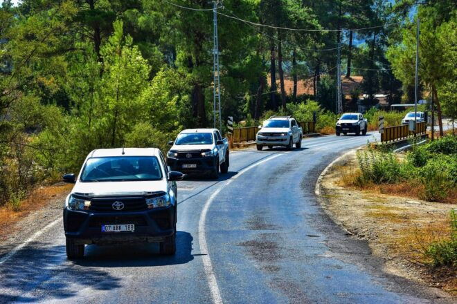 Antalya: Guided Self-Driven Jeep Tour With Rafting and Lunch - Driving Experience Details