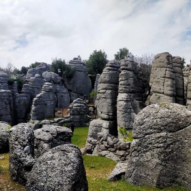 Antalya: Jeep Safari Tazi Canyon, Selge Theater Adam Kayaları - Guides and Support