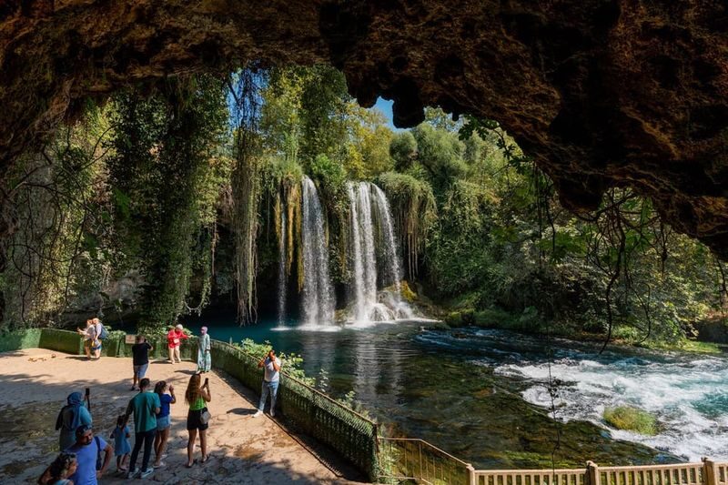Antalya/Kemer: City Tour with/Olympos Cable Car, Boat & Lunch - Kaleiçi: gates, minarets and crooked streets