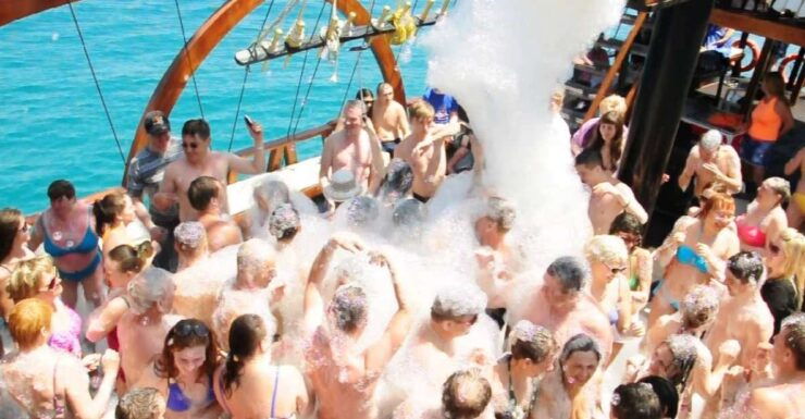 Antalya Kemer Foam Party Boat Tour With Lunch - Experience Highlights