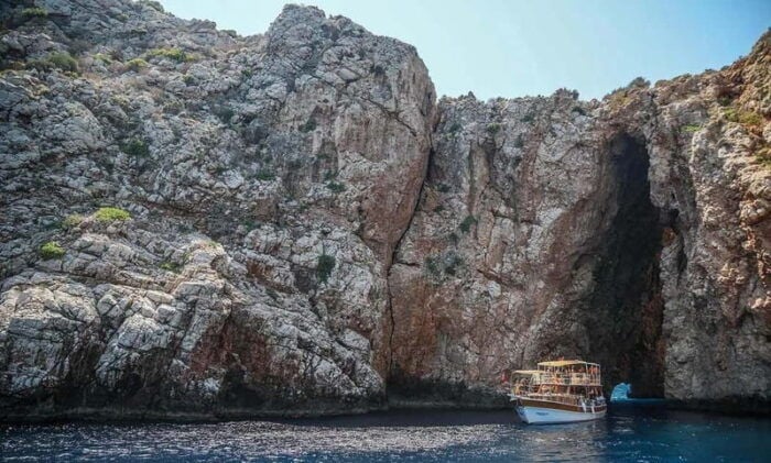 Antalya/Kemer: Suluada Boat Tour with Bays & Maldives Beach - FAQs