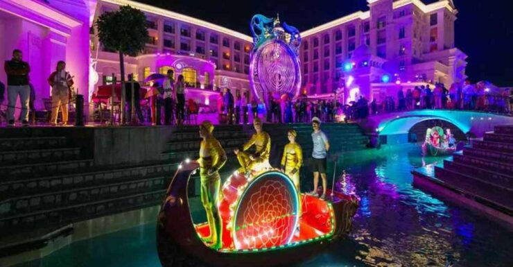 Antalya/Side/Alanya : The Land of Legends Show Tour Evening - Experience Highlights