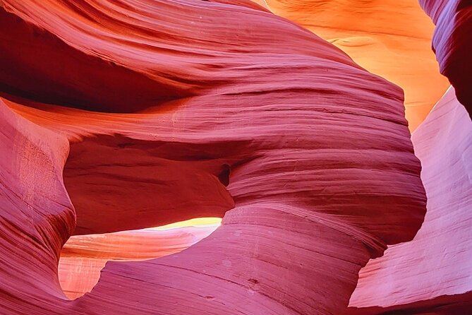 Antelope Canyon and Horseshoe Bend Daily Tour From Flagstaff - Meeting and Pickup