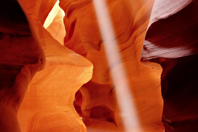 Antelope Canyon and Horseshoe Bend Small-Group Tour From Sedona or Flagstaff - Tour Overview