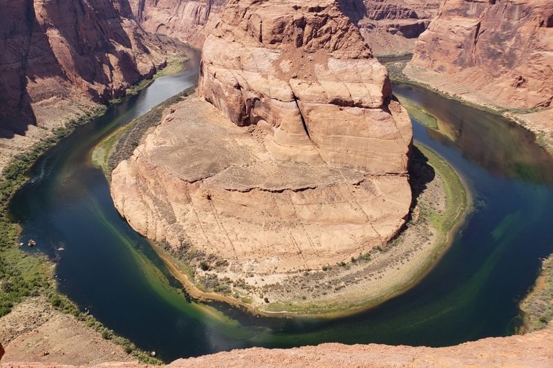 Antelope Canyon and Horseshoe Bend Tour from Scottsdale or Phoenix - Lunch and a pause in Page