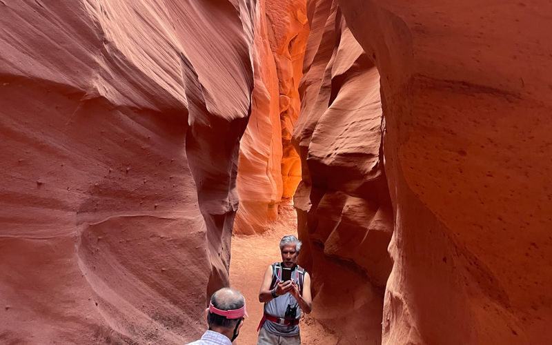 Antelope Canyon Hiking Adventure by Ligai Si Anii - A quieter canyon with its own character