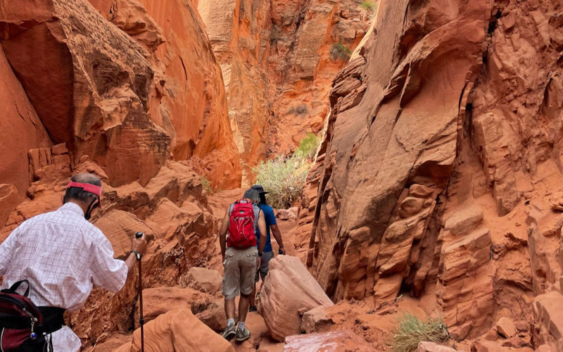 Antelope Canyon Hiking Adventure by Ligai Si Anii - Navajo stories and useful photo guidance