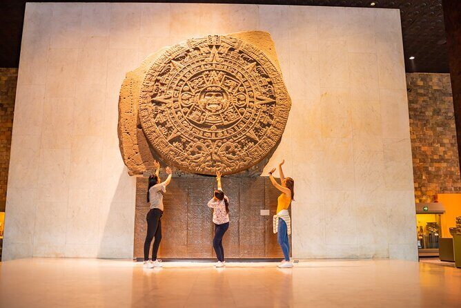 Anthropology Museum, Chapultepec Castle & Cable Car Tour - The Iconic Bosque de Chapultepec and Los Pinos