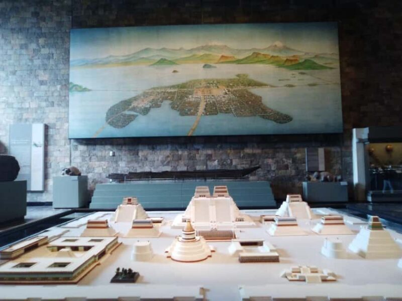 ANTHROPOLOGY MUSEUM & CHAPULTEPEC: Guided Tour - Who Will Benefit Most?