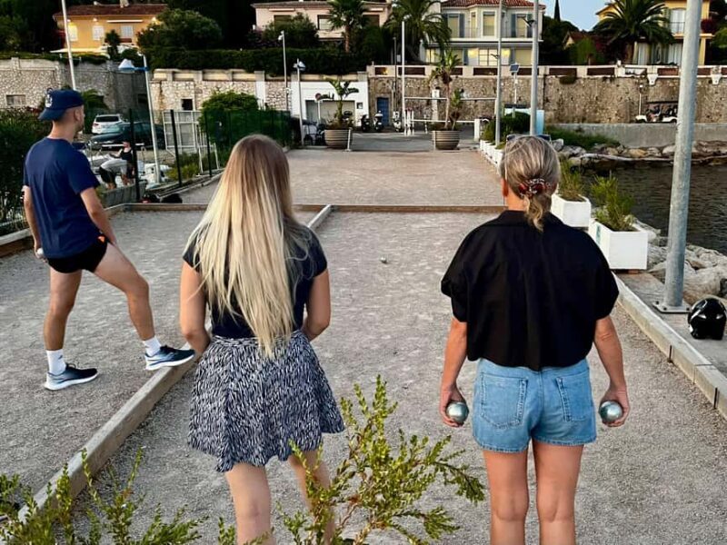 Antibes : Play Pétanque by the sea with a passionate host - Good To Know