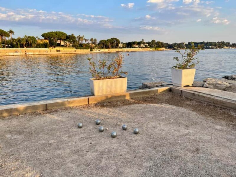 Antibes : Play Pétanque by the sea with a passionate host - Included Extras and Practical Details