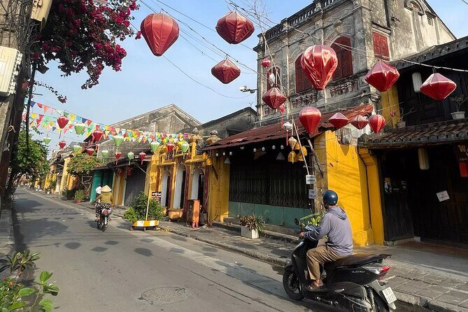 Antique Wells to French Facades: Self-Guided Hoi An Old Town Tour - An In-depth Look at the Tour
