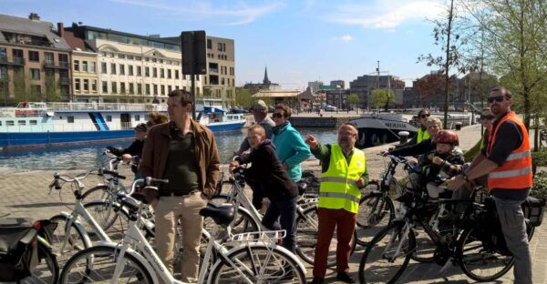 Antwerp: City Highlights Group Bike Tour With a Guide - The Sum Up