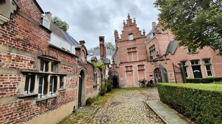 Antwerp: Early Birds Tour - Highlights Biketour 2.5 Hours - Activity Details and Booking Information
