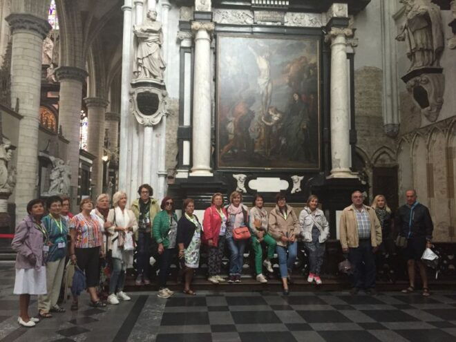 Antwerp: Guided Walking Tour - Selecting Participants and Date