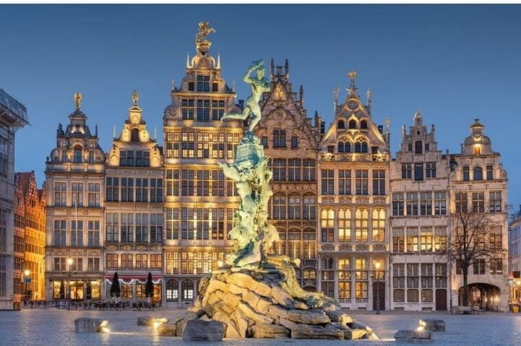 Antwerp: Must-See Attractions Private Walking Tour - The Sum Up