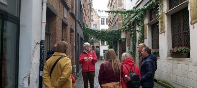 Antwerp: Private Historical Highlights Walking Tour - Customer Reviews