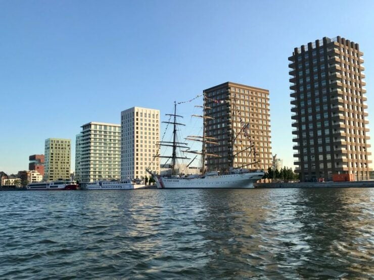 Antwerp: Private Old Harbour Boat Tour Incl. Drinks & Snacks - Experience Details