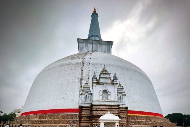Anuradhapura : Ancient City Tuk Tuk Tour - Customization and Flexibility