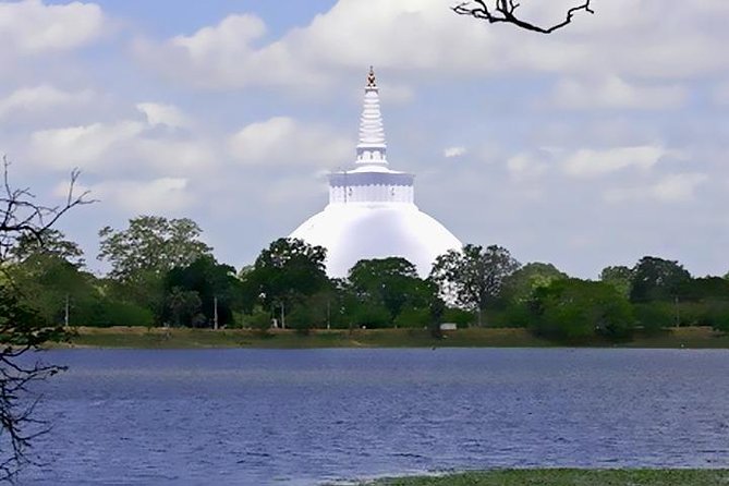 Anuradhapura Ancient City Tuk Tuk Tour - Directions