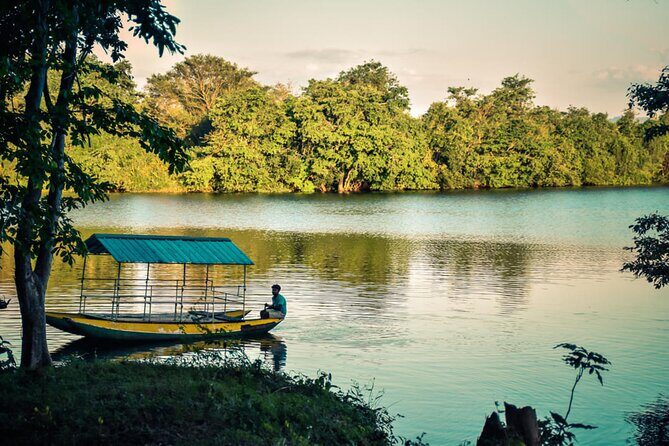 Anuradhapura Guided Day Tour of Ancient Ruins from Colombo - The Sum Up