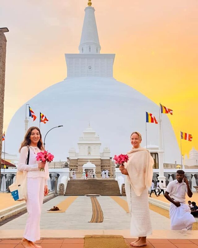 Anuradhapura: Guided Pvt Bike Tour with Lunch & Entry Ticket - Authentic Experiences and Insights from Reviewers