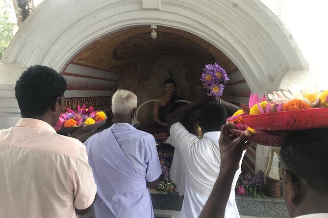 Anuradhapura Heritage Mountain bike / bicycle Tour - FAQs