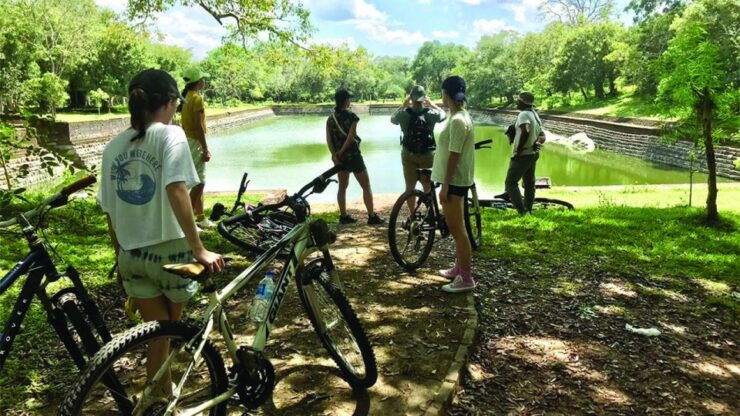 Anuradhapura: Private Half-Day Cycling Tour W/ Guide - Cycling Along Tissa Wewa