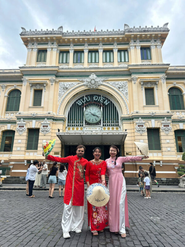 Ao Dai Experience with Iconic Instagram Tour in Saigon - Who Should Book This Saigon Photo Tour?