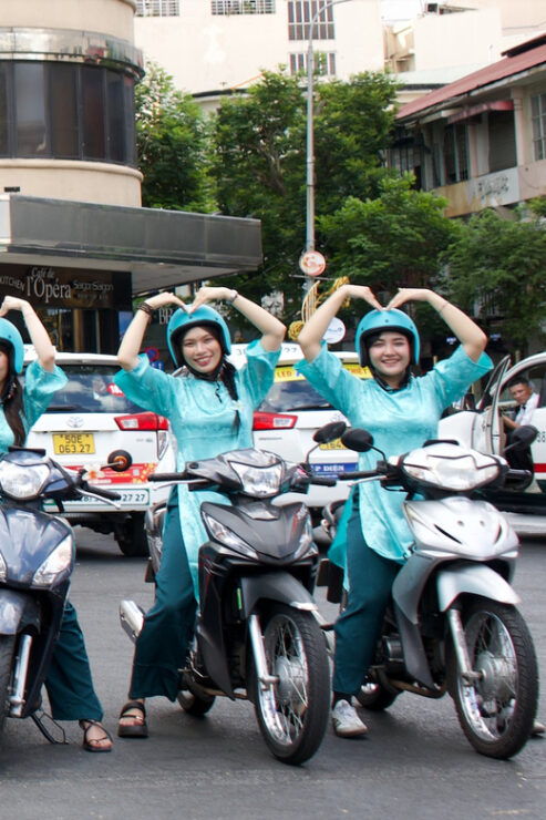 Ao Dai Girls Rider: Saigon Motorbike Adventures - Unique Experience Highlights