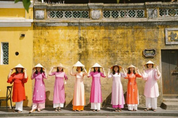 Ao Dai Photography: Traditional Attire Capture in Hoi An - Customer Reviews and Ratings