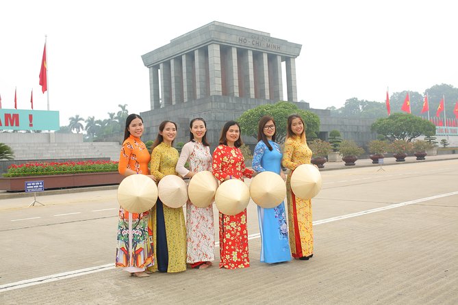 Ao Dai Rental in Hanoi - Pricing and Assistance Information