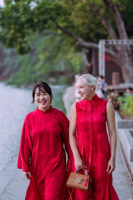 Ao Dai Rental & Professional Photoshoot in Hanoi Old Quarter - Small details that can save you trouble