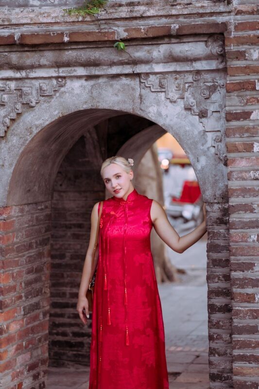 Ao Dai Rental & Professional Photoshoot in Hanoi Old Quarter - Who will get the most from this experience