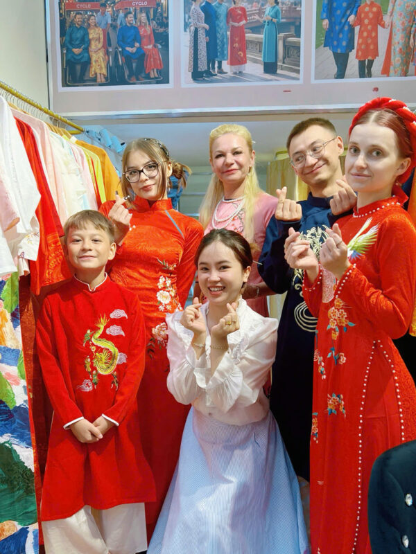 Ao Dai Rental & Professional Photoshoot in Hanoi Old Quarter - Should you book the Ao Dai experience?
