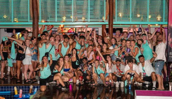 Ao Nang: Guided Bar Crawl With Shots and a T-Shirt - Customer Reviews