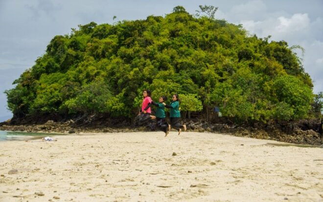 Ao Nang, Krabi: Group Tour to 4 Islands With Lunch - Tour Details