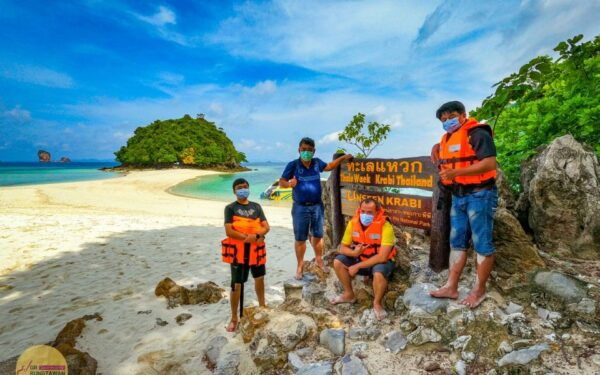 Ao Nang, Krabi: Group Tour to 4 Islands With Lunch - The Sum Up