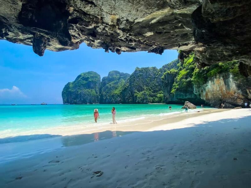 Ao Nang: Phi Phi Islands Speedboat Tour Full Day - Detailed Analysis of the Tour Stops