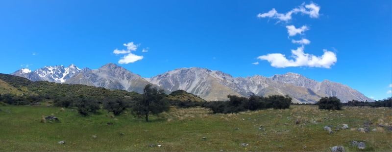 Aoraki/Mount Cook & Lake Tekapo Full-Day Small Group Tour - Aoraki/Mount Cook: the main event, with limited trail time