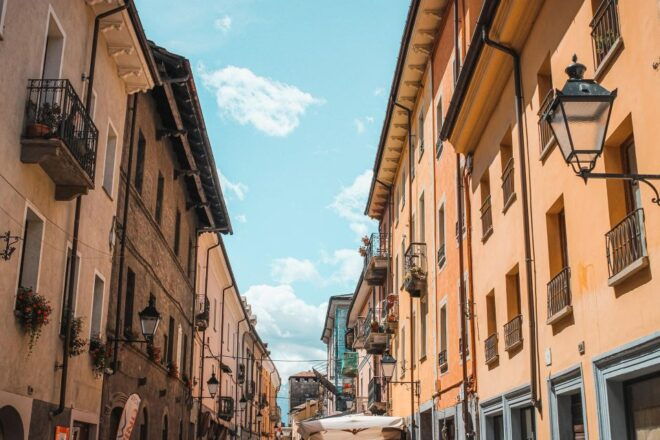 Aosta: Self-Guided Audio Tour Discovering Roman Heritage - Entrance Options and Recommendations