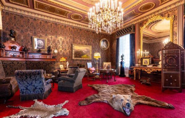 Apeldoorn: Het Loo Palace Entry Ticket - Exhibition Highlights
