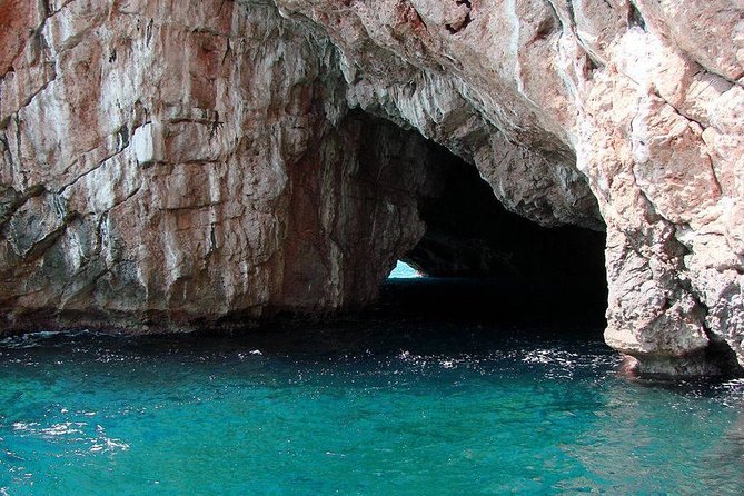 Aphrodisiac Boat Tour and Blue Cave Swimming - Tour Itinerary