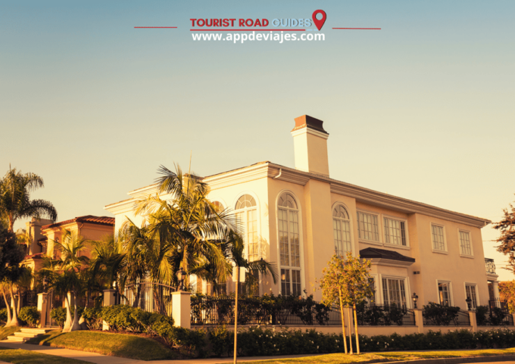 App Self-Guided Tour Celebrity Homes in Beverly Hills - Experience Highlights